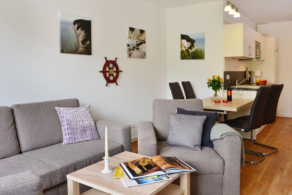 Ferienwohnung Meeresblick Juliusruh Esterno foto